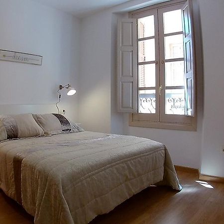 Mitjana Plaza Apartment Malaga Luaran gambar