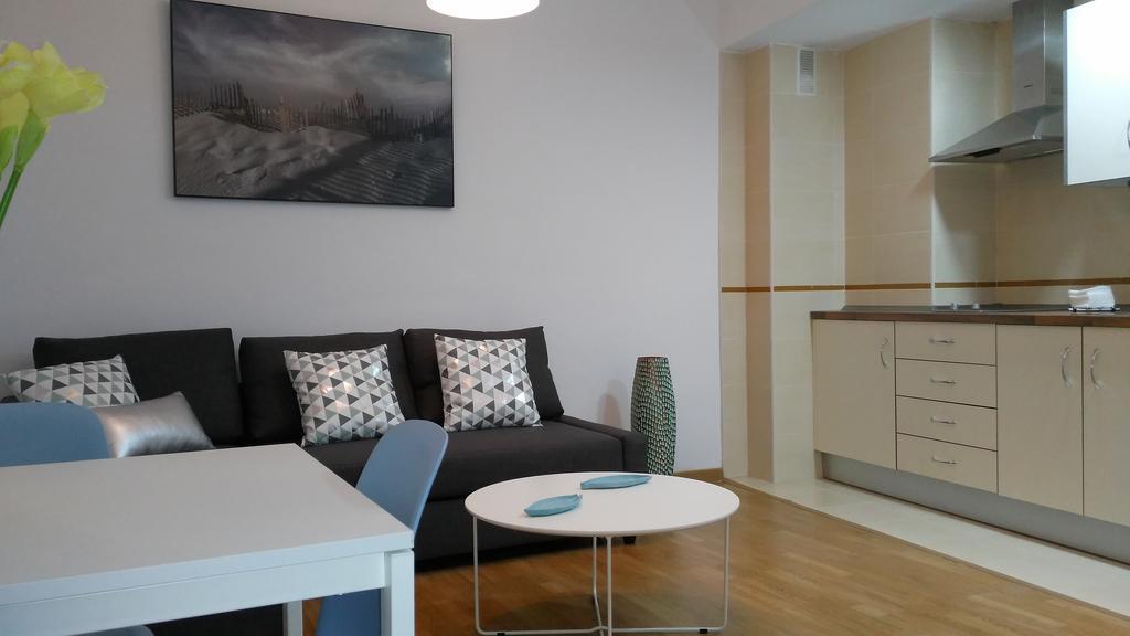 Mitjana Plaza Apartment Malaga Luaran gambar