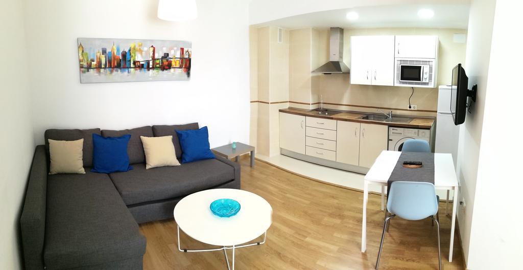 Mitjana Plaza Apartment Malaga Luaran gambar