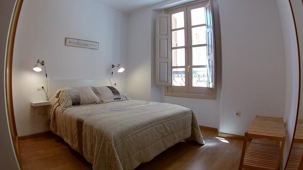 Mitjana Plaza Apartment Malaga Luaran gambar