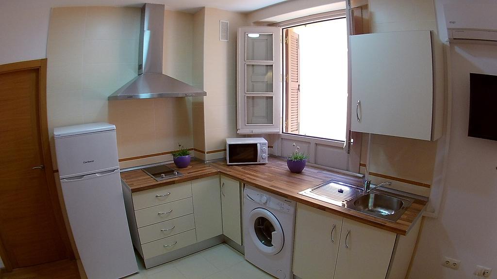 Mitjana Plaza Apartment Malaga Luaran gambar