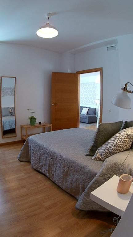 Mitjana Plaza Apartment Malaga Luaran gambar