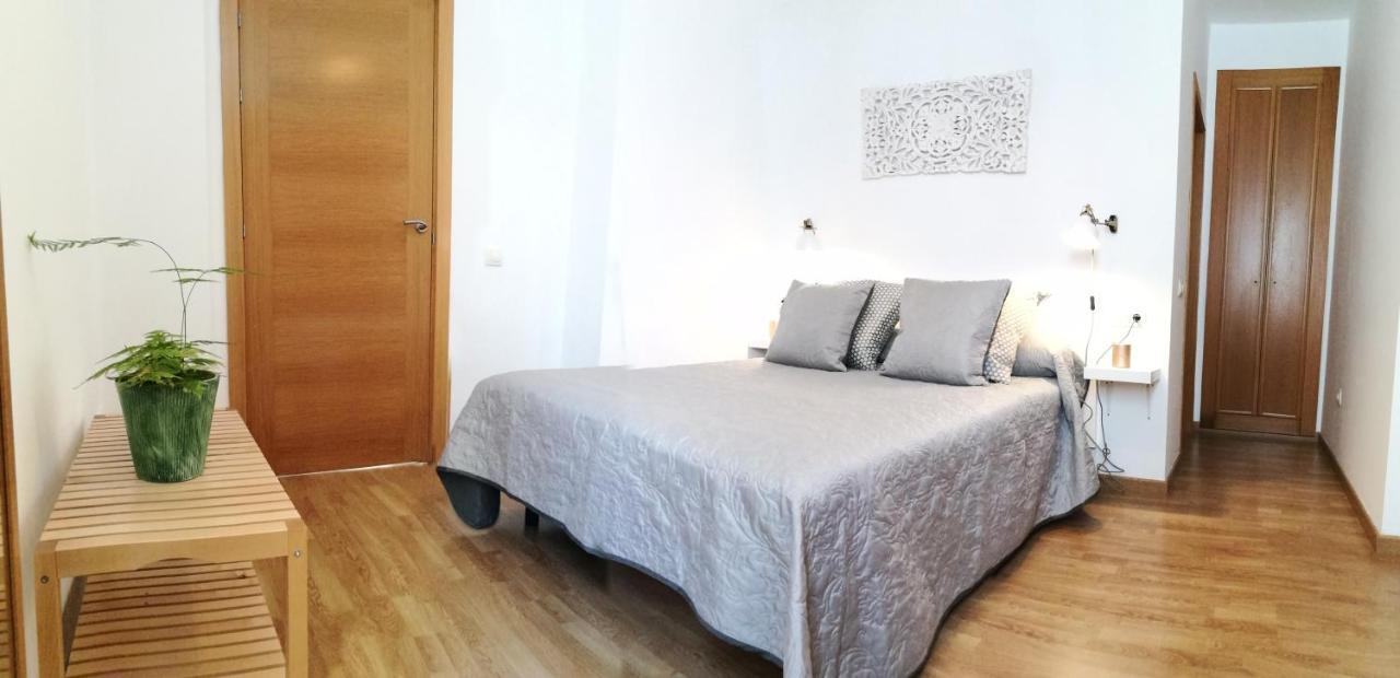 Mitjana Plaza Apartment Malaga Luaran gambar